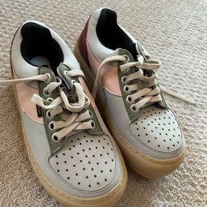 King 55 Shoes